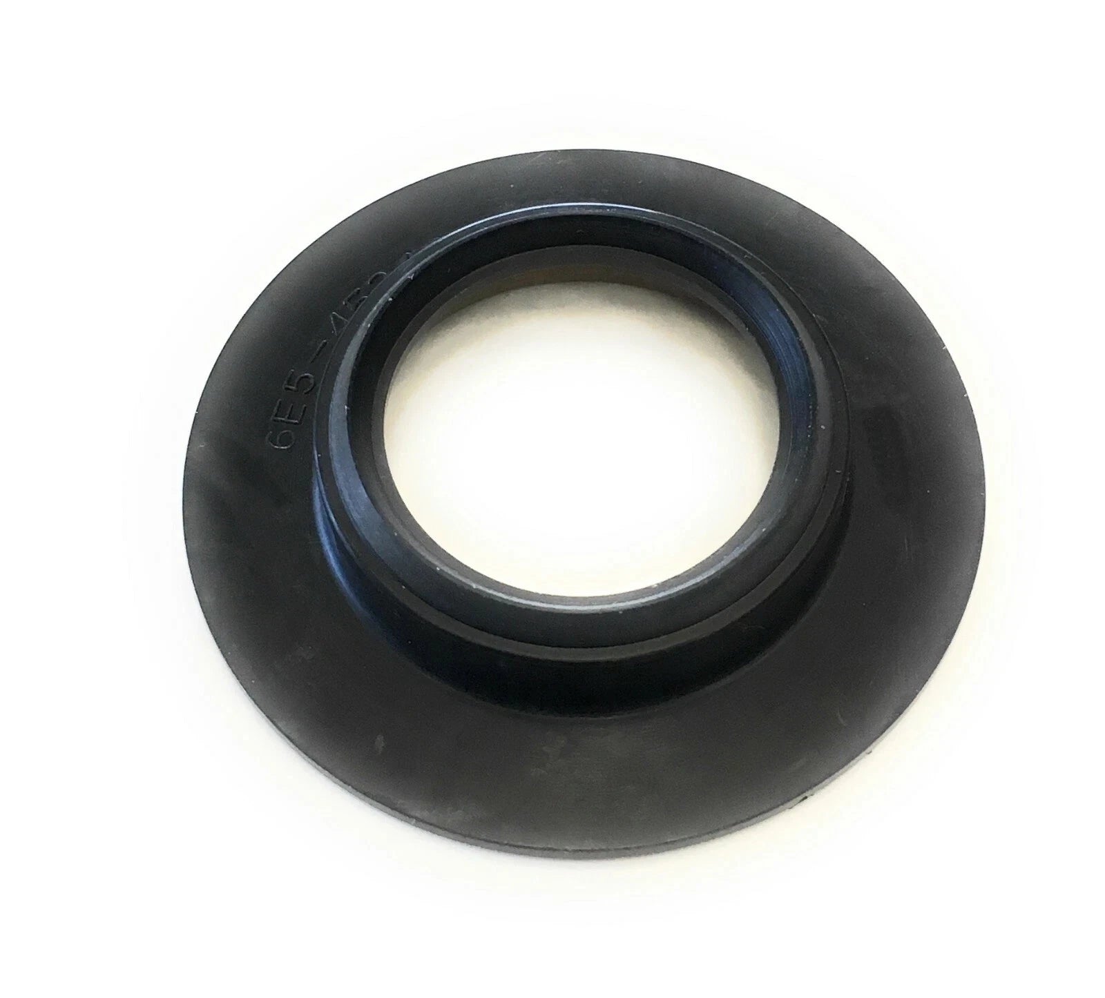 Driveshaft Oil Seal for Yamaha 115 130 150 175 200 225 250 HP (1984–Present) 6E5-45344-00-00